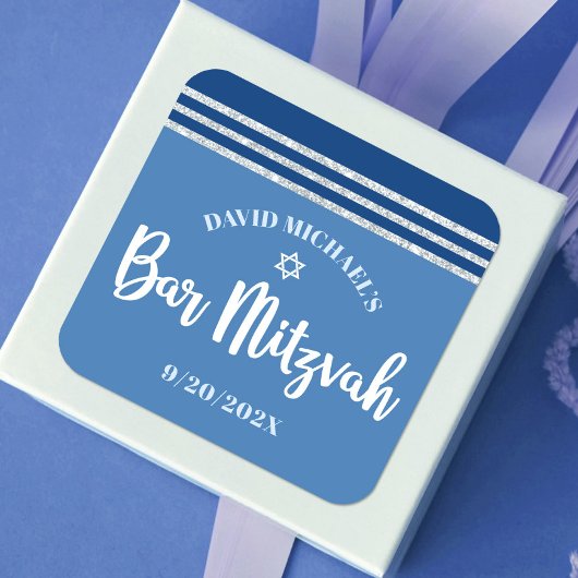 Sticker Carré Bar Mitzvah moderne Silver Blue Tallit Bold Script