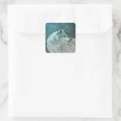 Sticker Carré Beau loup gris dans une forêt foncée (Sac)