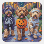 Sticker Carré Bernedoodle Dogs Trick or Treating in Halloween Co (Devant)