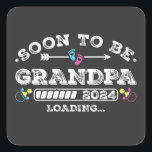 Sticker Carré Bientôt être Grand-père 2024 Chargement<br><div class="desc">Bientôt être Grand-père 2024 Chargement Promoté à Grand-père Funny Crew Graphic design Cadeau Carré Stickers Collection classique.</div>