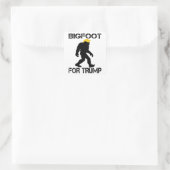 Sticker Carré Bigfoot pour les élections de Trump 2024 (Sac)