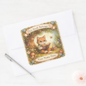Sticker Carré Bookplate - Cat Reading a Book Under a Tree (Enveloppe)