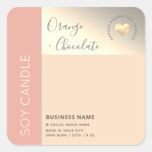 Bougie au soja avec typographie de blocs de couleu