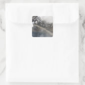 Sticker Carré Cendres et vapeur continuent de s'accumuler (Sac)