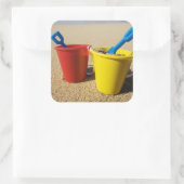 Sticker Carré Chaussures Et Chaussures Sur La Plage De Sable (Sac)