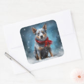 Sticker Carré Chien de Heeler Bleu à Noël de neige (Enveloppe)