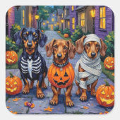 Sticker Carré Chiens de Dachshund Trick-or-Treating en Halloween (Devant)