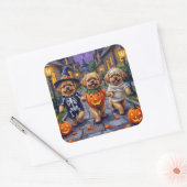 Sticker Carré Chiens Pekingese Trick or Treating Halloween Costu (Enveloppe)