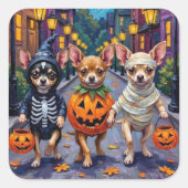 Sticker Carré Chihuahua Trick-or-Treating en costumes d'Hallowee (Devant)