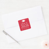 Sticker Carré Classe moderne de 2025 Script Red Graduation (Enveloppe)