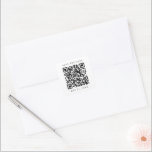 Sticker Carré Code QR Mariage minimal Enregistrer la date<br><div class="desc">Simple mariage enregistrez l'autocollant de date avec votre code QR. Pour une personnalisation plus avancée de cette conception,  cliquez sur le BOUTON OUTIL DESIGN BLEU ci-dessus ! Des articles correspondants sont également disponibles.</div>
