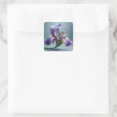 Sticker Carré Colibri Se Baigner Dans Une Fleur D'Iris (Sac)