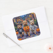 Sticker Carré Costumes d'Halloween de Cairn Terrier (Enveloppe)
