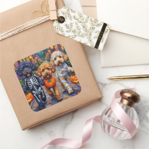 Sticker Carré Costumes d'Halloween pour chiens caniches en quête