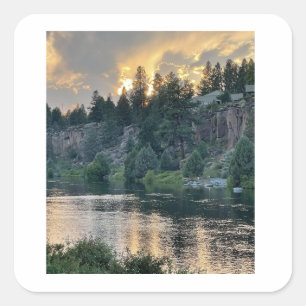 Sticker Carré Coucher de soleil sur une rivière