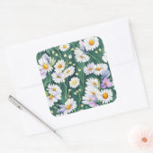 Sticker Carré Créez un look intemporel avec la beauté classique (Enveloppe)