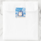 Sticker Carré Cute Penguin Sitting in Winter Snow (Sac)
