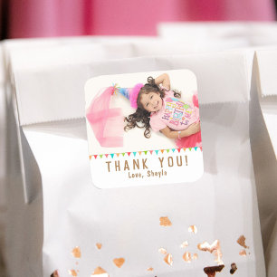 Sticker Carré Drapeau coloré amusant Anniversaire Photo Merci