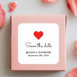 Sticker Carré Elégant Red Heart Clean Wedding Enregistrer la dat<br><div class="desc">Le "Elegant Red Heart Clean Wedding Save the Date Carré Sticker" saisit l'essence du romantisme avec son design éclatant et son emblème audacieux et chaleureux. Centré autour d'un coeur rouge vif, cet autocollant rayonne d'amour et d'anticipation, ce qui en fait un marqueur idéal pour vos nuptiaux à venir. Il est...</div>