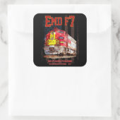 Sticker Carré EMD F7 Santa Fe Warbonnet with American Flag. (Sac)