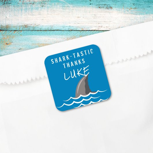 Sticker Carré Faveur de fête d'anniversaire pour enfants Shark B