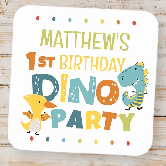 Sticker Carré Fête d'anniversaire de gamin dinosaure dino mignon