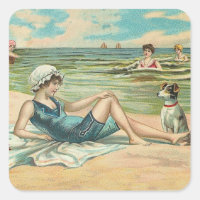 Fille et chien victoriens vintage au bord de la me