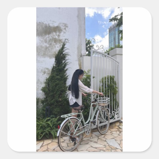 Sticker Carré fille et vélo (Devant)