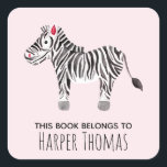 Sticker Carré Fille mignonne Ce livre appartient Safari Zebra No<br><div class="desc">Ce mignon timbre-bibliothèque safari pour enfants présente un zèbre rose aquarelle, et vous permet d'ajouter le nom de votre fille dans une magnifique typographie. Idéal comme tampon de bibliothèque pour les livres de votre fille - un complément parfait aux fournitures scolaires de votre enfant. Consultez le reste de notre collection...</div>