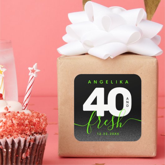 Sticker Carré Fille moderne vert brillant 40 et frais (Fête)