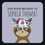 Sticker Carré Filles "Ce Livre Appartient" Nom de la machine Pla<br><div class="desc">Ces autocollants "ce livre appartient à", une boîte à livres pour enfants branchée, présente une belle caricature paresseuse avec une jolie couronne de fleurs dans les cheveux et un arrière - plan violet. Ce parfum d'aquarelle fleurie dispose également d'un endroit où vous pouvez ajouter le nom de votre fille dans...</div>