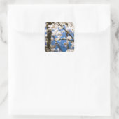Sticker Carré Fleurs blanches devant un ciel blanc (Sac)