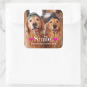 Sticker Carré Golden Retriever Quelqu'un t'aime (Sac)