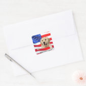 Sticker Carré Golden Retriever sur le drapeau américain (Enveloppe)