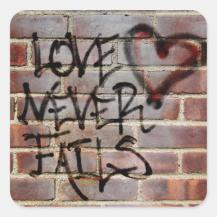 Sticker Carré Graffiti "L'amour n'échoue jamais"