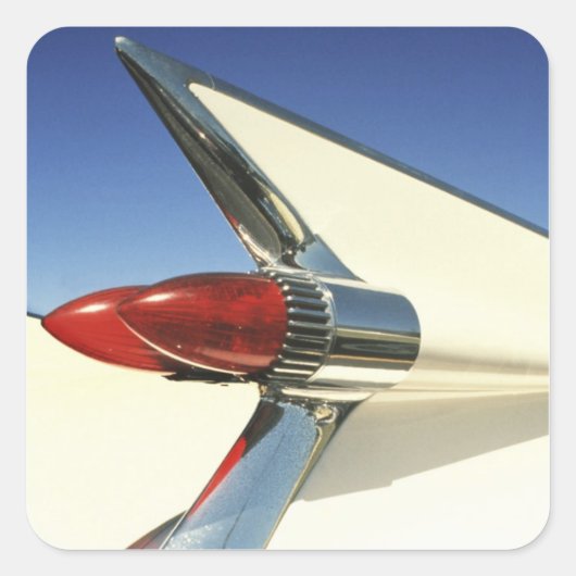 Sticker Carré Graphique : Gros plan de la nageoire et du feu arr (Devant)