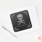 Sticker Carré Halloween crâne et os croisés (Enveloppe)