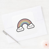 Sticker Carré Happy Rainbow – Cute Kawaii Illustration (Enveloppe)