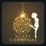 Sticker Carré Irish Dance Hard Shoe Golden Christmas<br><div class="desc">Ce sticker Irish Dance Joyeux Noël est orné d'une silhouette Irish Dancer dancing hard shoe exécutant un stand d'orteils avec un ornement de vacances doré. -</div>