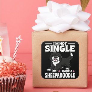 Sticker Carré Je ne suis pas célibataire, j'ai un amoureux Sheep