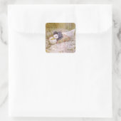Sticker Carré Jemima Puddle-Duck Hatching Her Oeufs par Beatrix  (Sac)