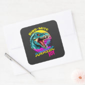 Sticker Carré Jurassic Joy : Danser Dinosaur (Enveloppe)