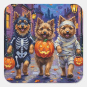 Sticker Carré Keeshond Trick-or-Treating dans les costumes d'Hal (Devant)