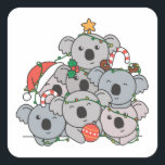 Sticker Carré Koala Christmas Tree Drôle animal Carré de Noël<br><div class="desc">The koalas look like a christmas tree. Veuh fairy lights and Santa's hats they are perfect pour Christmas. Every koala lover is happy about cute animals for the winter holidays.</div>