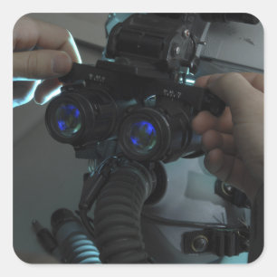 Sticker Carré L'aviateur ajuste l'eyespan