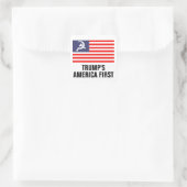 Sticker Carré Le drapeau de Trump America First Hammer & Sickle (Sac)