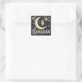 Sticker Carré Le Ramadan capte la lumière, le rythme. (Sac)