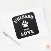 Sticker Carré Libérez votre amour | Devis d'adoption de chien (Enveloppe)