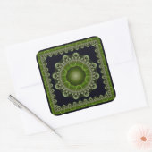 Sticker Carré Mandala fractal coloré (Enveloppe)