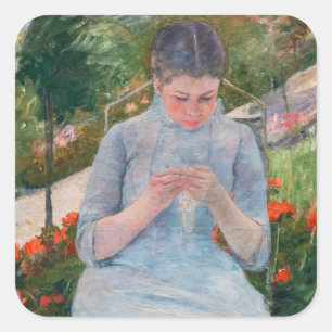 Sticker Carré Mary Cassatt - Jeune fille cousant dans un jardin
